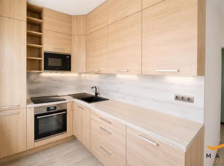 kuch.jpg | Pronájem bytu, 2+1, 56 m²