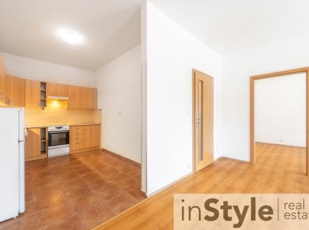web_09_20240908_Reality_byt+komerce-Bzenec.jpg | Pronájem bytu, 2+kk, 49 m²