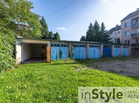 web_014_20250523_Reality_garaz_UH-1347.jpg | Prodej - malý objekt/garáž