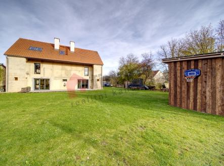 Prodej - dům/vila, 230 m²