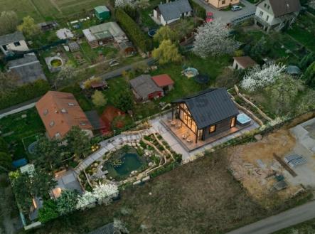 Prodej - pozemek, zahrada, 1 071 m²