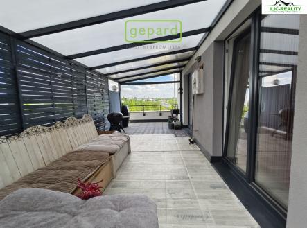 img-20250704-162728-lo.jpg | Pronájem bytu, 3+kk, 74 m²