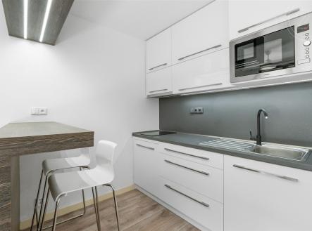 . | Pronájem bytu, 1+kk, 20 m²