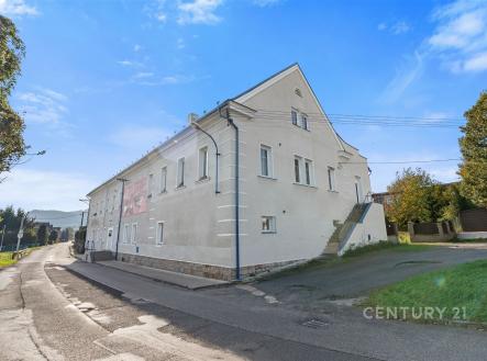 . | Prodej - dům/vila, 900 m²