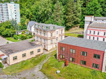 . | Pronájem - kanceláře, 635 m²