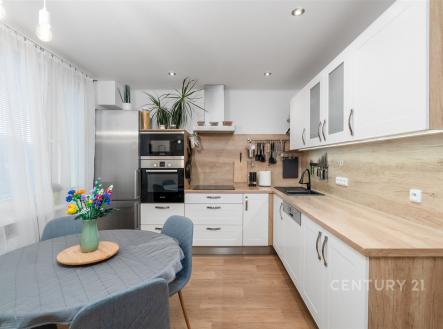 . | Prodej bytu, 3+1, 77 m²