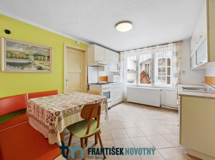 kuchyně MK 21 (2) | Prodej - dům/vila, 179 m²