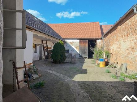 dji_fly_20260409_155932_0124_1775743845304_photo_beautify | Prodej - dům/vila, 191 m²