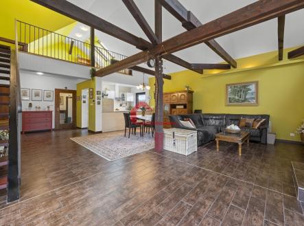 foto: 2 | Prodej - dům/vila, 232 m²