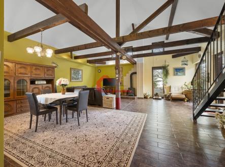 foto: 3 | Prodej - dům/vila, 232 m²