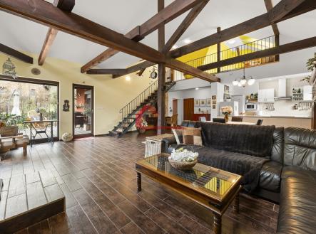 foto: 4 | Prodej - dům/vila, 232 m²