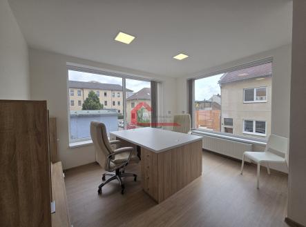 Pronájem - kanceláře, 15 m² obrázek