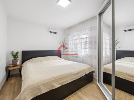 foto: 1 | Prodej - dům/vila, 115 m²