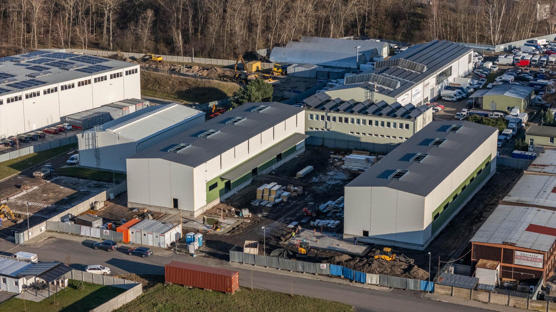 Pronájem skladového prostoru 1785 m2, K Raškovci, Kolín - Kolín V