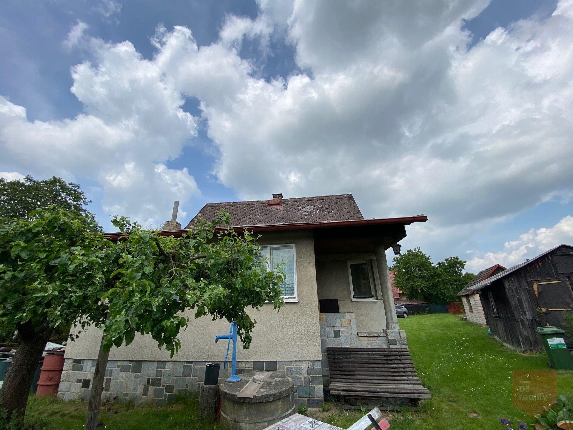 PRODEJ STAVEBNÍHO POZEMKU 1 409 m² V SRDCI PŘÍRODY – SVOJETICE, PRAHA-VÝCHOD