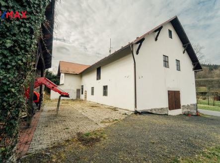 Prodej - dům/vila, 910 m²