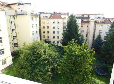 Pronájem bytu, 2+1, 80 m² obrázek