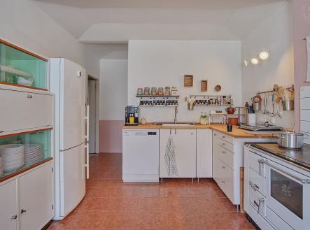 . | Prodej - zemědělský objekt, 33 224 m²