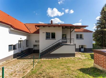 . | Prodej - dům/vila, 320 m²