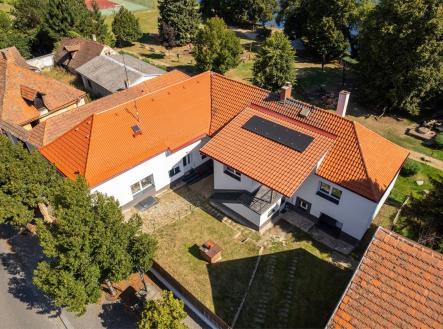. | Prodej - dům/vila, 320 m²