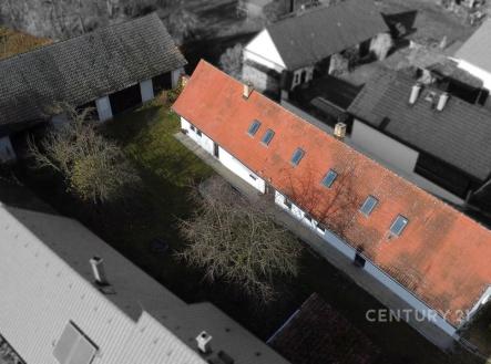 . | Prodej - dům/vila, 261 m²