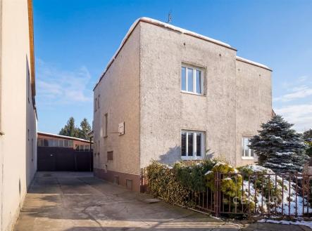 . | Prodej - dům/vila, 230 m²