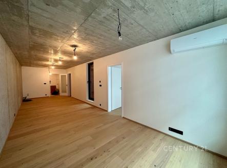 . | Prodej - kanceláře, 63 m²