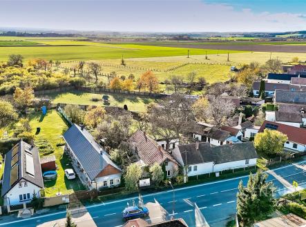 . | Prodej - pozemek pro bydlení, 917 m²