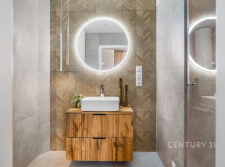 . | Prodej bytu, 1+kk, 28 m²