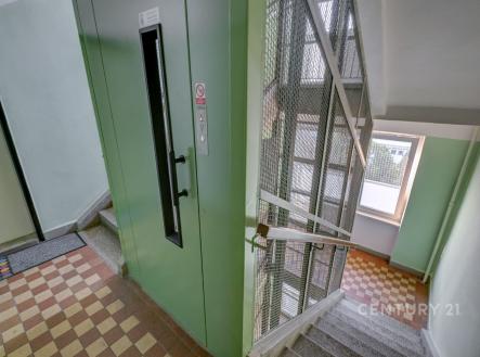 . | Pronájem bytu, 2+1, 52 m²