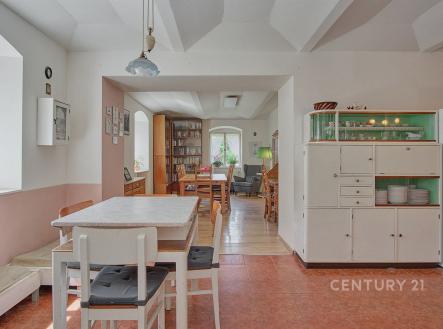 . | Prodej - zemědělský objekt, 33 224 m²