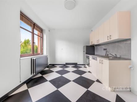 . | Pronájem bytu, 2+kk, 63 m²