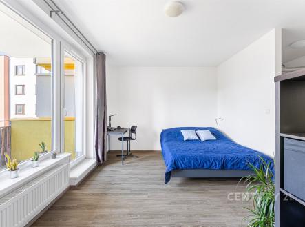 . | Prodej bytu, 1+kk, 40 m²