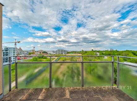 . | Pronájem bytu, 2+kk, 64 m²