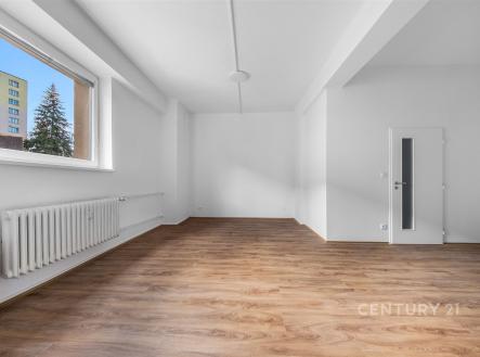 . | Pronájem bytu, 1+kk, 37 m²