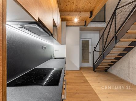 . | Pronájem bytu, 3+kk, 66 m²