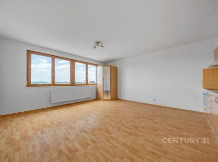 . | Pronájem bytu, 1+kk, 34 m²