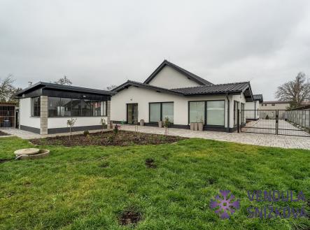 Prodej - dům/vila, 331 m² obrázek