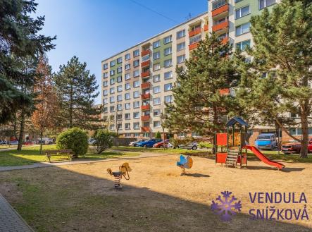 pohled na dům | Prodej bytu, 2+1, 65 m²