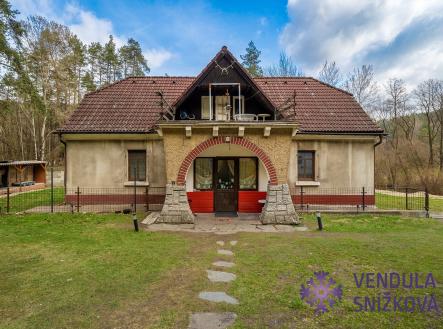 pohled na dům | Prodej - dům/vila, 180 m²