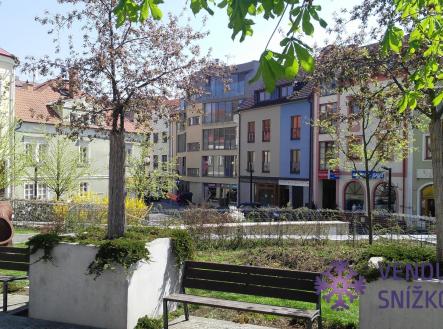 okolí domu | Pronájem bytu, 3+kk, 134 m²
