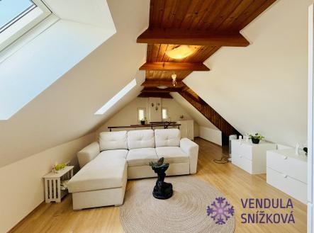 obývací pokoj | Pronájem bytu, 2+1, 70 m²