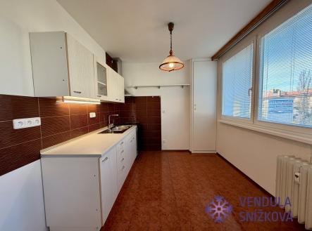 kuchyně | Pronájem bytu, 2+1, 65 m²