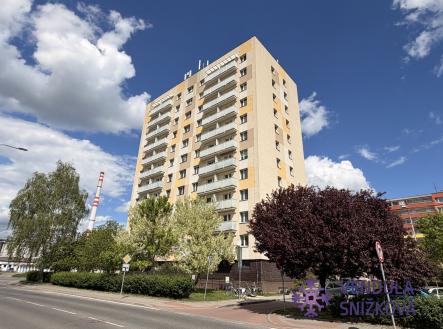 pohled na dům | Pronájem bytu, 1+1, 33 m²