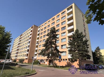 Pohled na dům | Prodej bytu, 2+1, 64 m²