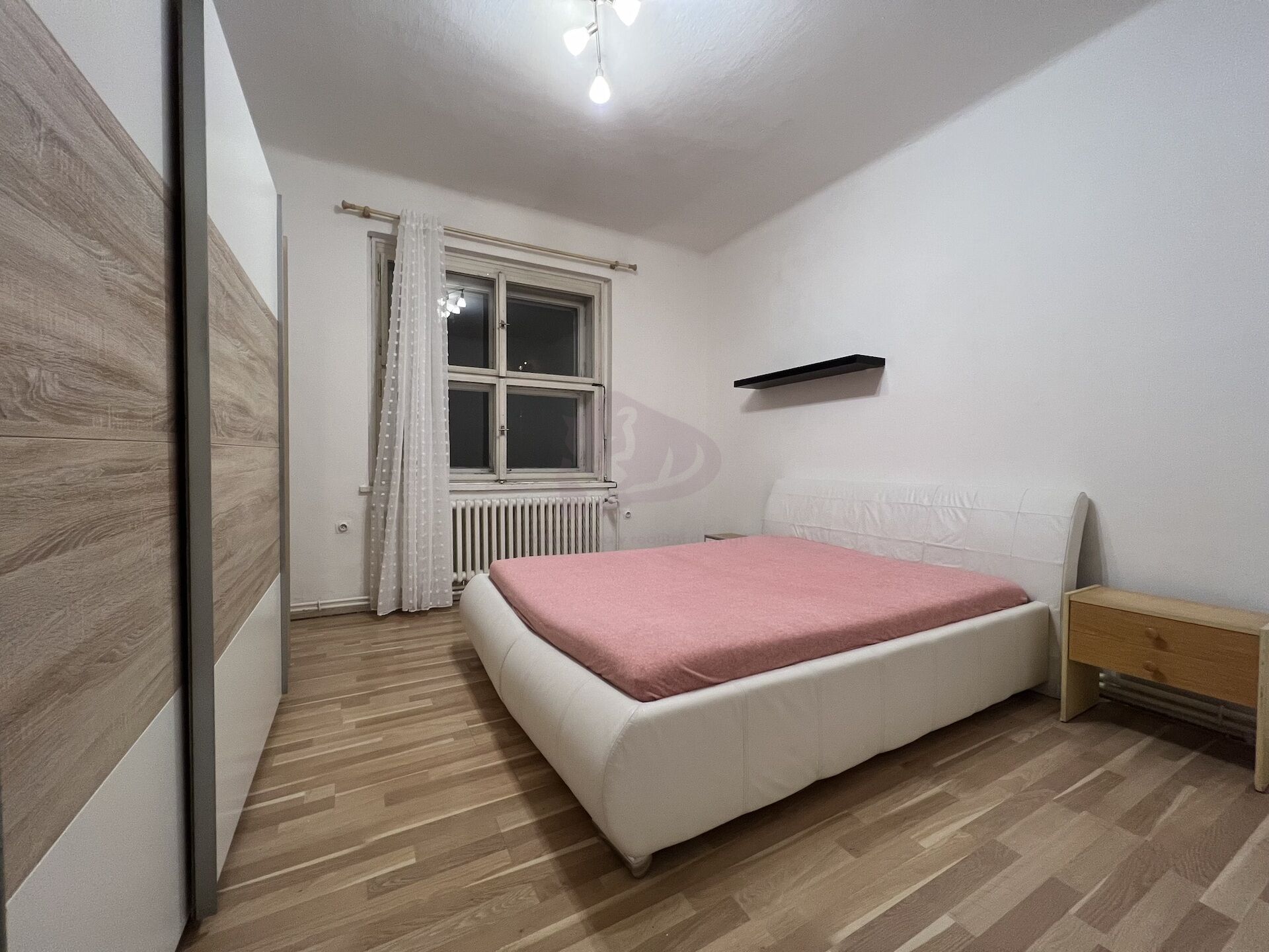 Pronájem bytu 1+1 38 m² U pily, Praha - Modřany