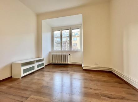 Pronájem bytu, 3+kk, 70 m²