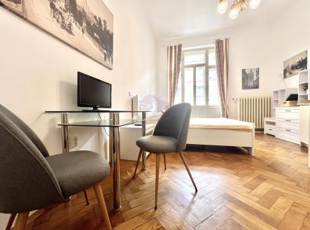 Pronájem bytu, 1+kk, 29 m²