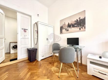 Pronájem bytu, 1+kk, 29 m²