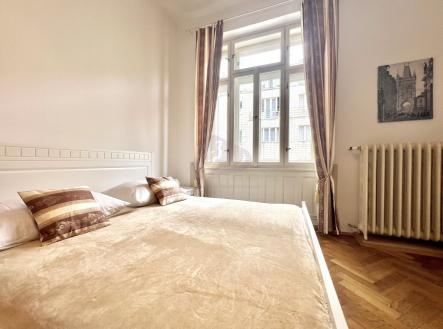 Pronájem bytu, 1+kk, 29 m²